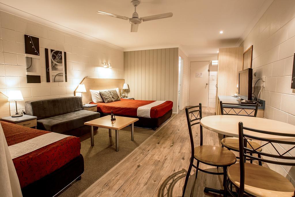 Pialba Motor Inn Харві-Бей Екстер'єр фото