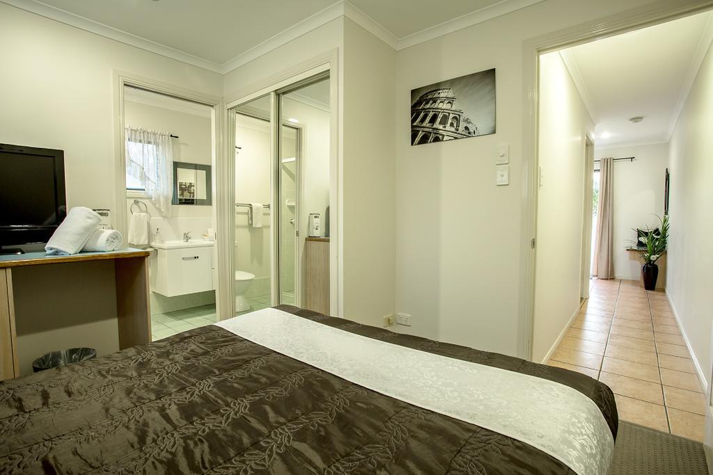 Pialba Motor Inn Харві-Бей Екстер'єр фото